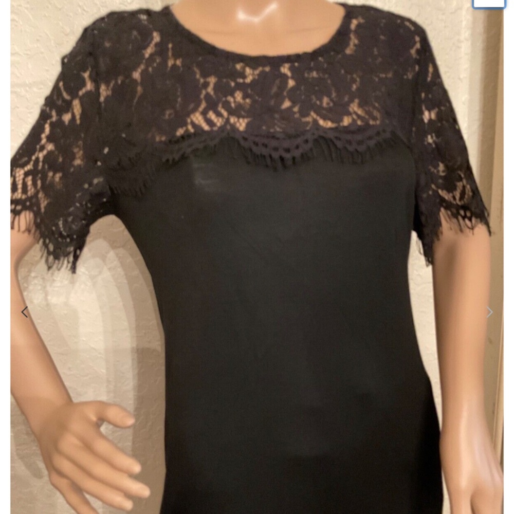 JODIFL Black Lace Accent Ladies Top  size Small NEW W/TAGS*